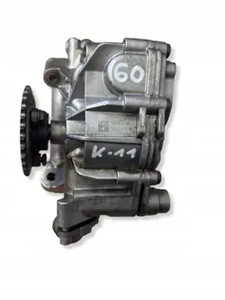 Pompe à huile d'occasion OEM 8601072 pour BMW G11 750 N63B44C