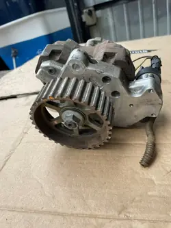 INJECTORPOMP RENAULT MEGANE II SCENIC II 1.9 DCI 0445010087