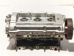 Culasse Audi A6 C5 A4 B5 2.4 V6 078103373AH Gauche