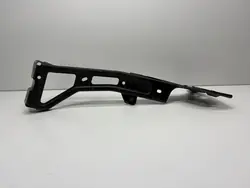 Audi A4 B8 främre vänster stänkskärmsfäste OEM 8W0821135C