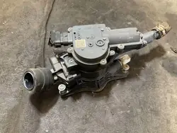 Mazda thermostaathuis OEM F62266604 Gebruikt