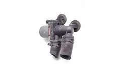 Vanne de contrôle du liquide de refroidissement BMW X3 3.0i 2004 OEM 8369805