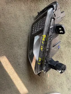 VW Polo IV Halogeeni LED DRL Vasen OEM 255102