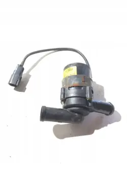 Waterpomp OEM 9013378B voor Volvo S80 V70 2.4 D5