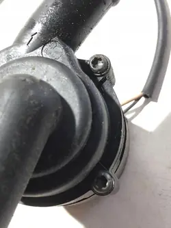 Pompe à eau OEM 9013378B pour Volvo S80 V70 2.4 D5