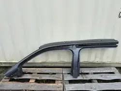 OEM BERLINGO IV 4 vasen katoneljännespilari - Käytetty