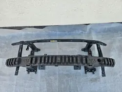 VW ID4 Etupalkki 11A Iskunvaimennin