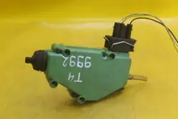 Actuador de cierre central OEM 701959781 VW T4