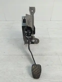Kupplungspedal OEM 465037667R für Renault Kangoo 3