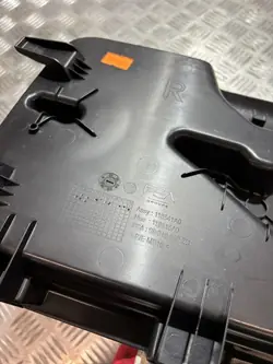 OEM 98310509ZD Peças moldura porta-malas lado direito