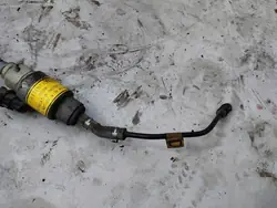 Polttoainepumppu VW Touran 1.9 TDI OEM SKO111691