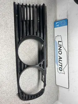 BMW 3 E30 höger strålkastarlock OEM 1876091