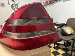 MERCEDES W220 LINKER ACHTERLICHT A2208200164