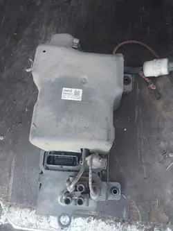 Iveco Daily ilmaisälekompressori OEM 5802954243
