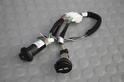 Prise 12V OEM 96125-D3000 pour Hyundai Kona 17-23