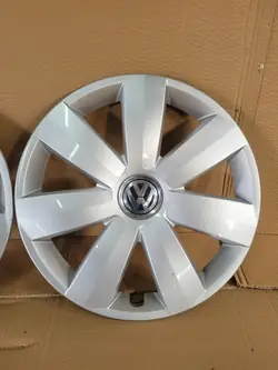 Enjoliveur VW d'origine 16" 1T0601147E