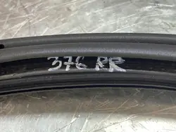 2024 Nissan X-Trail T33 Guarnizione Porta Posteriore FOB53745