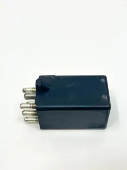 Rele OEM A0008210863 Mercedes-Benz SL R107:lle