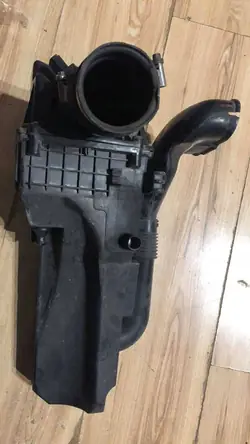 Boîtier de filtre à air Ford Fiesta MK7 1.4 TDCI