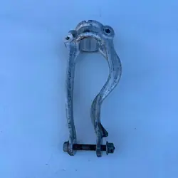 Porsche Macan 95B Soporte amortiguador delantero izquierdo OEM 95B413037C