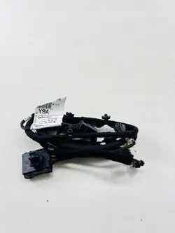 Opel Crossland X takaluukun johtosarja OEM 39195473