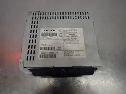 Käytetty CD-lukija OEM 8696051 Volvo S40 II:lle