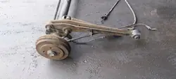 Poutre suspension arrière OEM 546564 avec tambours ABS