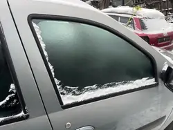Vitre porte avant droite Dacia Logan I OEM AK-12-723405