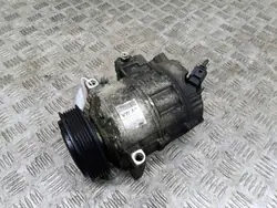 Compressore A/C Volkswagen 5K0820803B