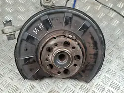 MERCEDES CLS W218 Vänster framhjulshuv A2044211120