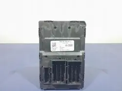 Audi Q7 II mukavuusohjain OEM 8W0907063CG