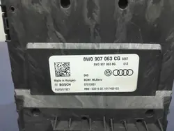 Audi Q7 II komfortenhet OEM 8W0907063CG