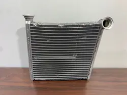 Cupra Formentor Lämmitin OEM FBZ22752 - Käytetty