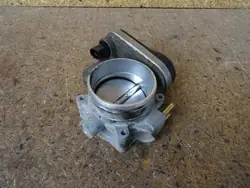 Corpo de aceleração AUDI A3 8P GOLF V R32 022133062AA