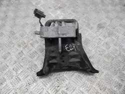 Soporte Motor Toyota OEM E21LAPASKRZYNI - Usado