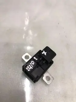 Mercedes Sicherung OEM A0009822904 - Gebrauchtes Originalteil