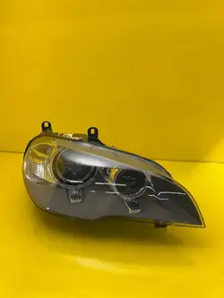 Farol Direito BMW X5 E70 Lift Bi-Xenon 7221892
