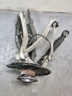 MERCEDES W238 COUPE HÖGER BAKRE KNUCKLE
