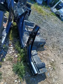 Mercedes A2476307101 Höger Bakskärm - Begagnad