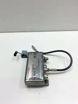 Antennförstärkare OEM 822932011 för Mercedes-Benz SL