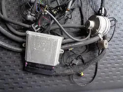 Gebrauchtes V8 LPG Kit OEM INSTALACJA GAZOWA V8