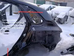 Bentley BENTAYGA 2017 bak vänster stänkskärm OEM 287180