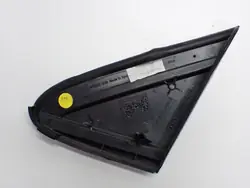 Oikea lokasuojan kolmio OEM 6F9853274F - SEAT