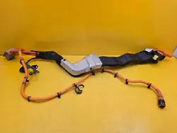 Lynk & Co 01 Latauskaapeli OEM 8891694337 Käytetty