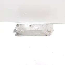 Mercedes A207 W207 murskavyöhyke oikea etu OEM A2076200095