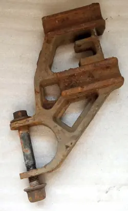 Volvo Jousituskiinnike OEM 1075600 FH FM 9-13