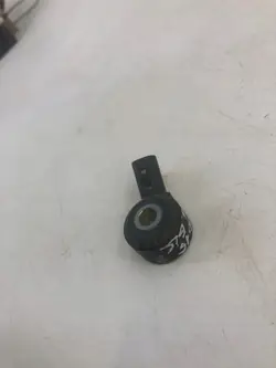 VW Iskuntatunnistin OEM A2549050400 Polo Classicille