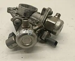 Pompa di iniezione carburante Mercedes X218 W218 W212 CLS 500 4.7 V8