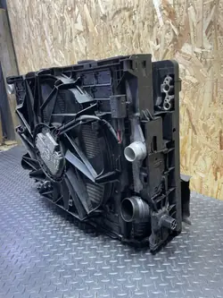 Kühler & Lüfter Set OEM 8509170 für BMW F10 F11 N47 2.0D
