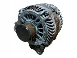 Vaihtovirtageneraattori Renault 2.0L Hatchback OE 8200654785